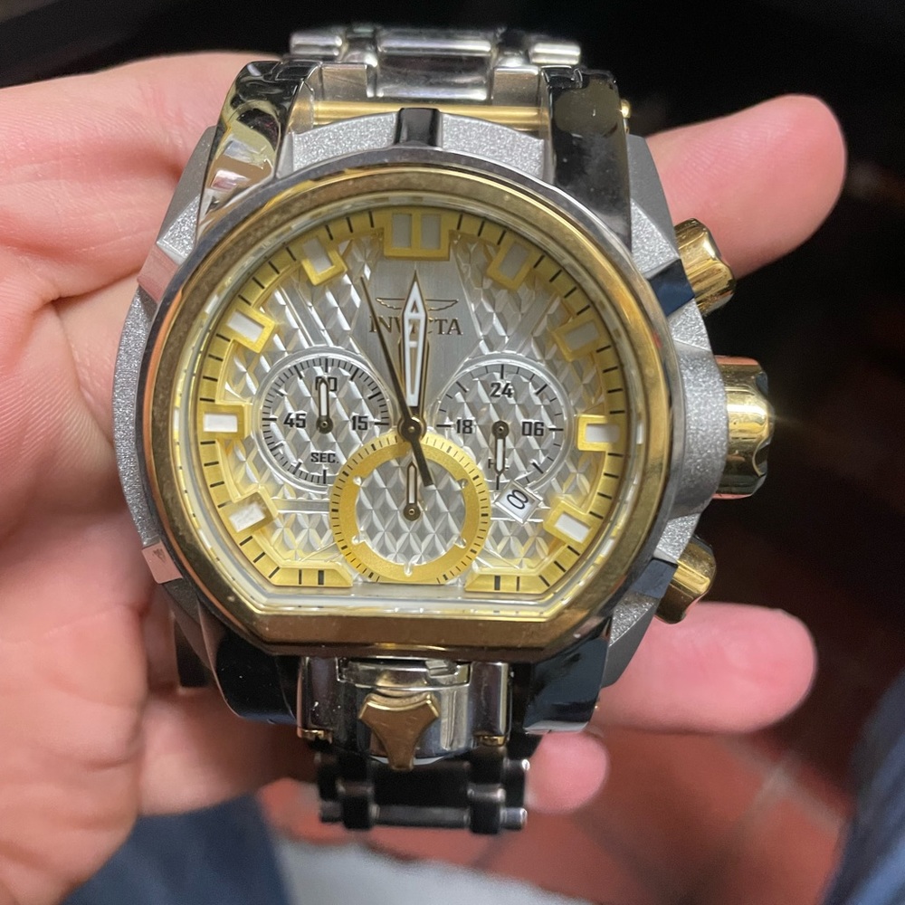 Invicta bolt Zeus magnum